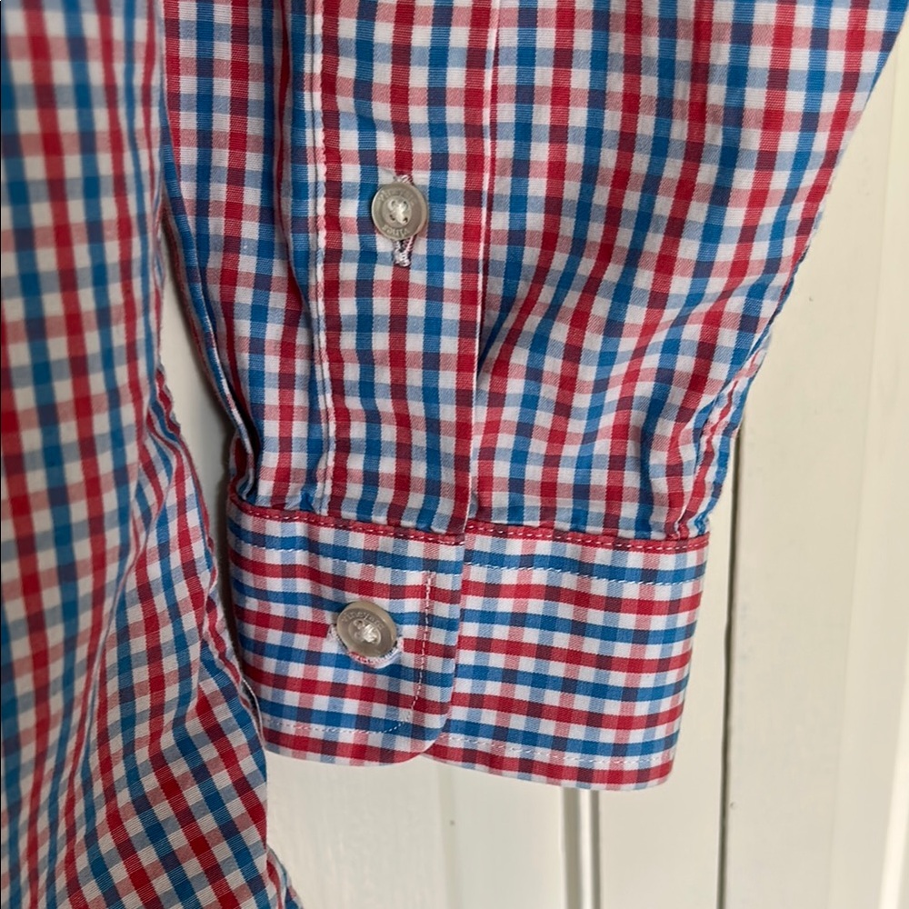 Vineyard Vines Kids XL (18) Red and Blue Plaid Button-Down Shirt - Picture 5 of 10